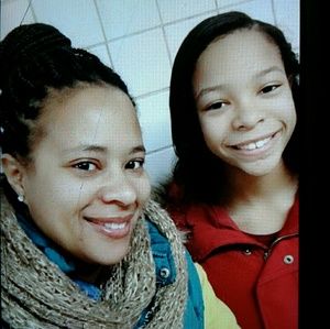 Meet your Posher, Ivory